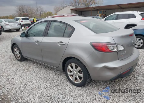 2011 Mazda Mazda3 I Touring из США, поврежденный, VIN JM1BL1VG4B1375544